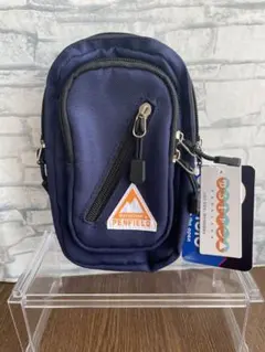新品 Penfield ゆるキャン△ ボディバッグ ネイビー　モバイルポーチ