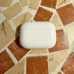 AirPods Pro 第2世代　Lightningコネクタ 箱付き