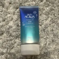 SKIN AQUA トーンアップUVエッセンス 80g ブルーのサムネイル