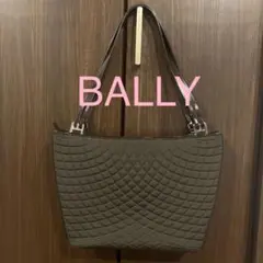 バリー　バック