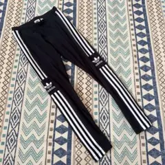 adidas アディダス レギンス トラックパンツ 黒 白ライン ロゴ