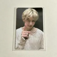 BTS V Layover Weverse特典 PVCトレカ - メルカリ