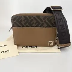 【美品】フェンディ マンバケット ニット ショルダーバッグ FF金具 肩掛け 楽天市場】【バッグ】FENDI フェンディ マンマバケット ハンドバッグ
