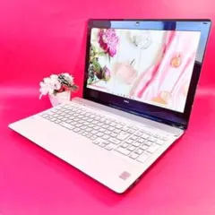 Corei7✨️可愛い白ノートパソコン❣️ブルーレイ✨️SSDカメラ
