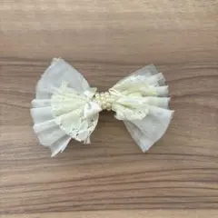 【美品】アイボリー レースリボン パールシフォン ヘアクリップ【匿名配送】