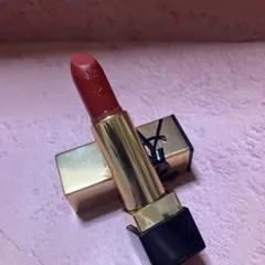 【ほぼ新品】イブサンローラン　ルージュ　ピュールクチュール　R8