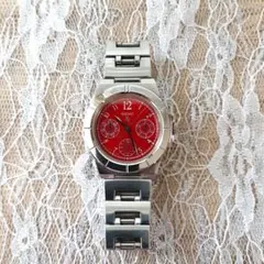 SEIKO SUS 7N32-0B70 赤文字盤 クォーツ 人気モデル - メルカリ