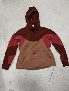 LULULEMON フード付きマウンテンパーカー