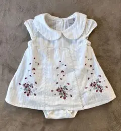 petit main 刺繍入りロンパース いちご柄 80