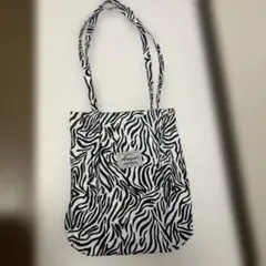 肩掛けバック　ゼブラ柄