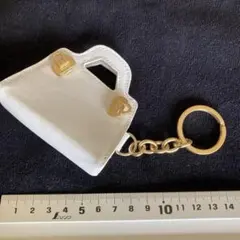 Salvatore Ferragamo ホワイトレザー キーホルダー