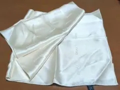 DKNY 100%シルク ベージュ スカーフ