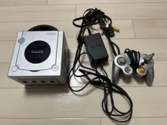 ゲームキューブ シルバー本体 コントローラー1個＋電源 AVケーブル（ジャンク）