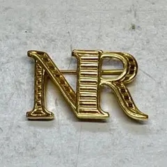 Nina Ricci NR ロゴ ブローチ ゴールドカラーのサムネイル