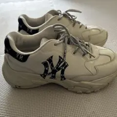 MLB New York Yankees 厚底スニーカー ホワイトのサムネイル