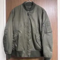 オリーブ MA-1 フライトジャケット UNIQLO
