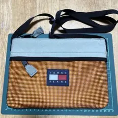 ほぼ未使用　正規品　TOMMY JEANS　サコッシュ　トミージーンズ