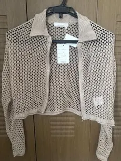 新品未使用　ベージュ メッシュ編み クロップドカーディガン　Mサイズ