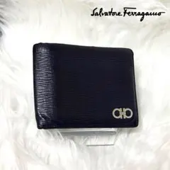 【美品】 Ferragamo レザー 二つ折り財布 ガンチーニ 紺 ネイビーのサムネイル