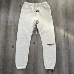 【即発送】FOG Essentials スウェットパンツ　xs