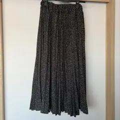 SHAGGIE プリーツスカート 黒 花柄