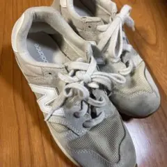 Item thumbnail for item 60b34c2a-708f-4dec-872c-97cfe1a1727f