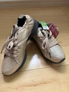 【新品タグ付】22.5cm Reebok EasyTone ゴールド シューズ