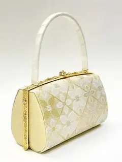 Item thumbnail for item b08f7933-0486-449e-b6d2-cc83b0d142ce