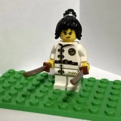 正規品 LEGO ミニフィグ レゴニンジャゴー ニャー 修行着 女の子
