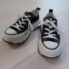 美品★ホームクリーニング済★ Converse トレックウェーブ 23センチのサムネイル