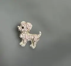 犬の形 ピンブローチ