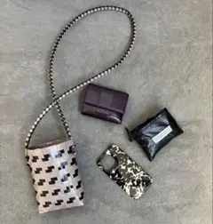 軽！水汚れ弾く！スマホショルダー　ほうじ茶ラテ×ブラック