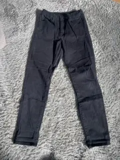 UNIQLO ブラックパンツ 160