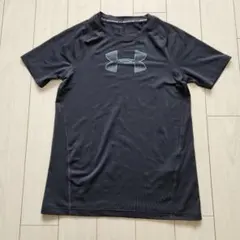 Under Armour 黒 アンダーシャツ YXL　160