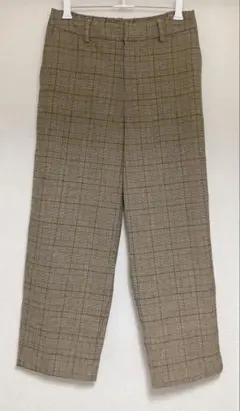 チェック柄パンツ