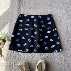 美品(XS)ザラ/ZARA/ミニスカート/総柄/個性的/派手/黒/ブラック