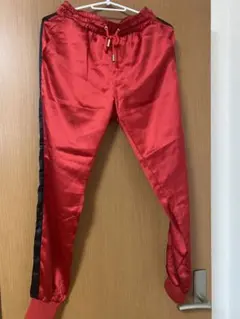 Rady サテン レッドパンツ サイドストライプ