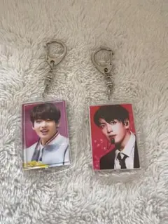 JUNGKOOKキーホルダー 2個セット