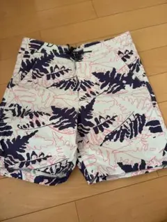 LEVI'S 葉柄ショートパンツ　水着