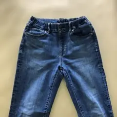 UNIQLOデニムブルー ストレートパンツ 150（ファスナー無し）