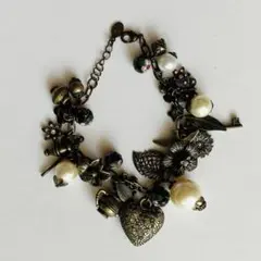 ブレスレット　パール　パート　花　ビンテージ　チャーム　アンティーク風　即日発送