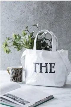 THE WEEKEND HOTEL PVCBag(THE)WHITEのサムネイル