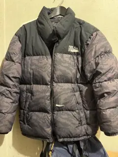 FIRST DOWN 迷彩柄ダウンジャケット リバーシブル