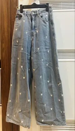 美品　ハート柄刺繍 ワイドパンツ　デニム　ブルー　しまむら　M