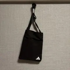 adidas ブラックポーチ 未使用