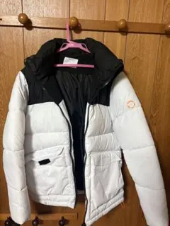 Bershka フード付きダウンジャケット XS ホワイト/ブラック