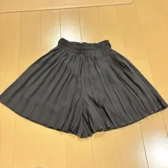 美品　黒のプリーツショートスカート140 by loveit ナルミヤ