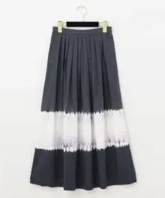 定価3.6万　グレースコンチネンタル　タイダイタックフレアスカート　ネイビーのサムネイル