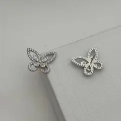 キラキラ✨　バタフライ　ピアス　ジルコニア×フラワー蝶モチーフ　新品　輸入品