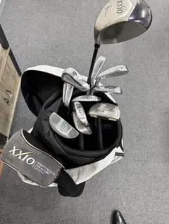 Item thumbnail for item 376083ad-e443-40a8-8eaf-3647daa12f0d